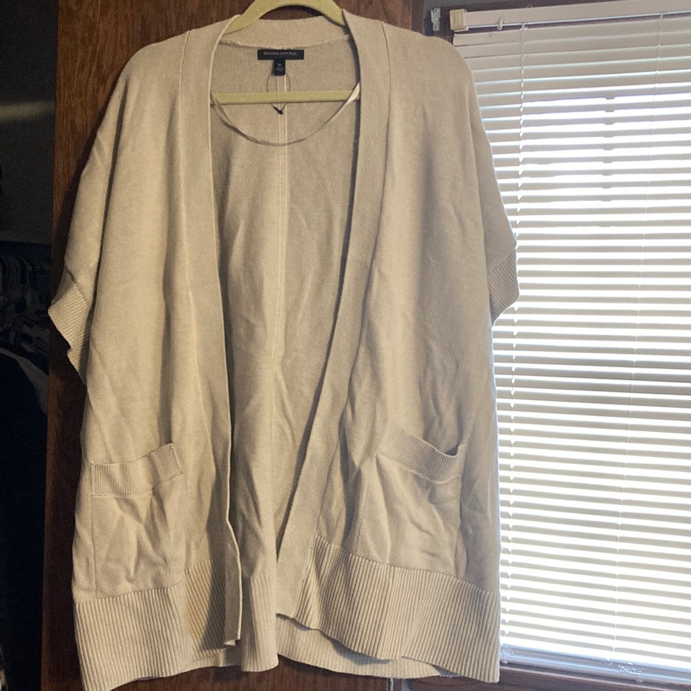 Cocoon shape cardigan with pockets